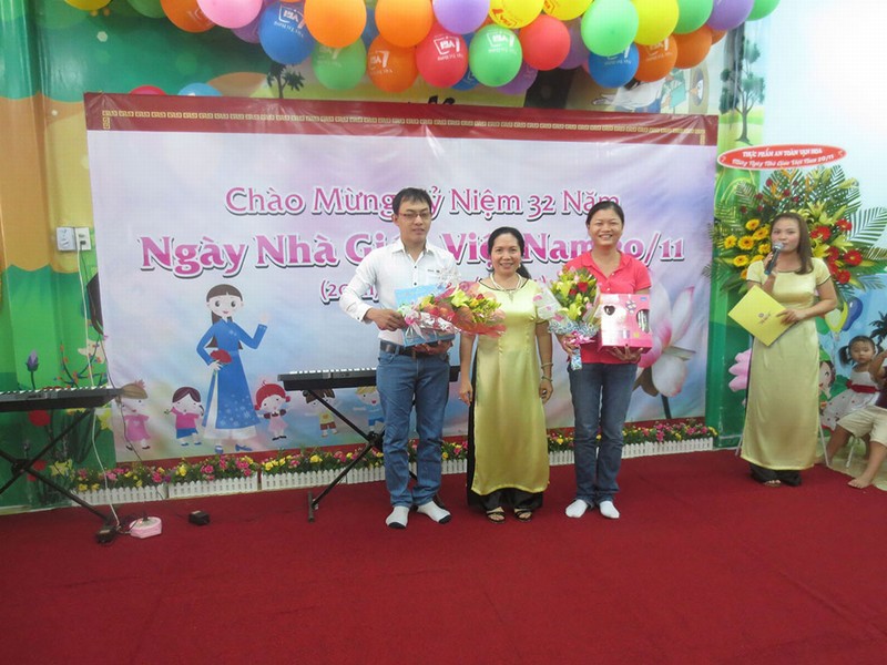 chao mung 20 11 2014
