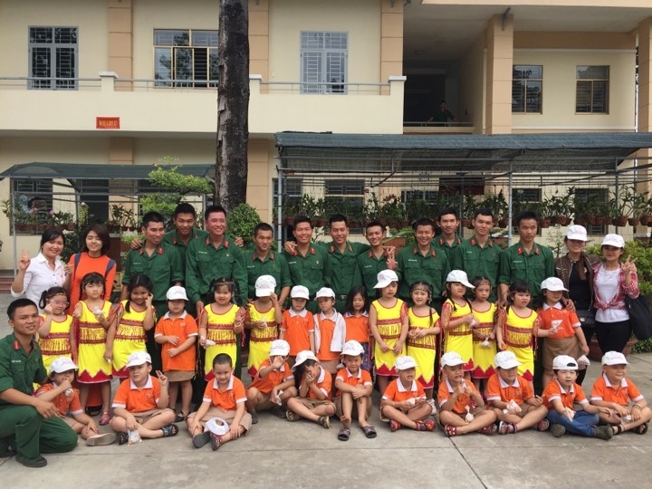 cac be di tham cac chu bo doi nhan dip 22 12 2017 tai trung doan gia dinh