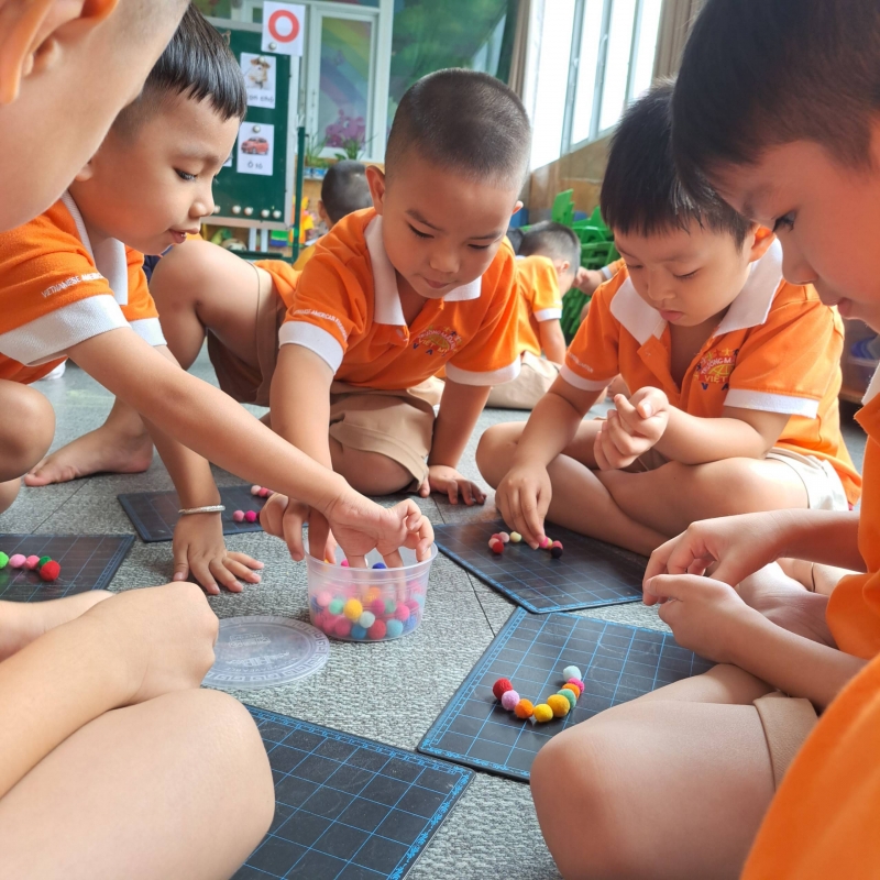 lam quen chu viet o o o   la 2