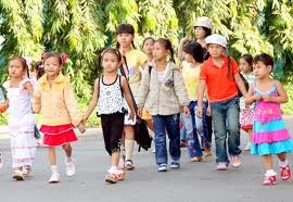 ky nang xa hoi co ban cho be